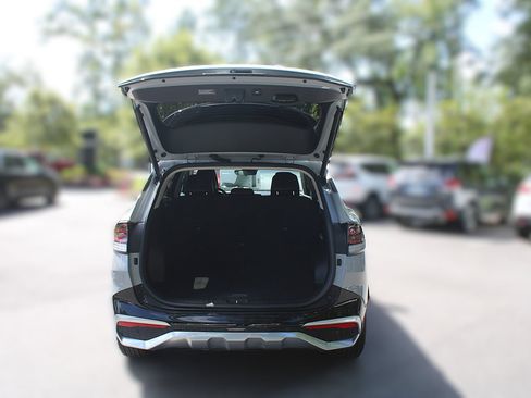 Certified 2023 Kia Sportage SX FWD image 9