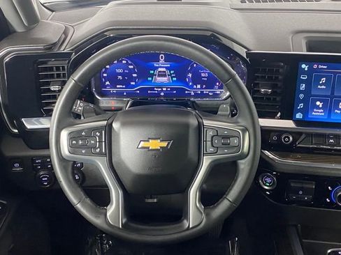Certified 2023 Chevrolet Silverado 1500 LT w/ Z71 Off-Road Package AWD/4WD image 15