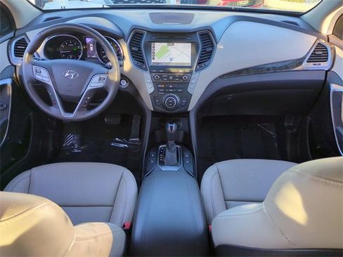 Used 2017 Hyundai Santa Fe Sport image 14