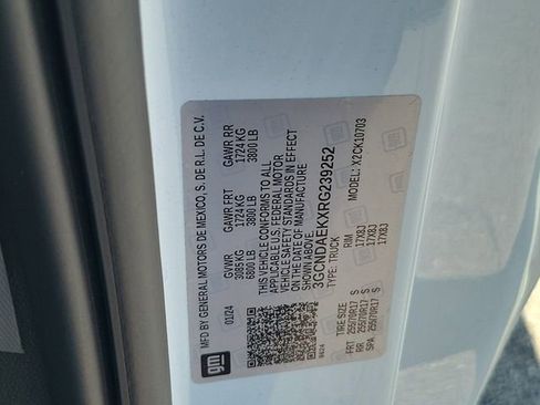 Used 2024 Chevrolet Silverado 1500 W/T w/ WT Value Package AWD/4WD image 24