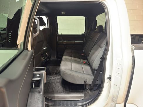 Used 2024 Ford F150 XLT w/ XLT Black Appearance Package image 13