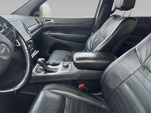 Used 2020 Jeep Grand Cherokee Limited X image 10