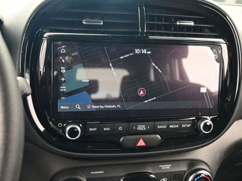 Used 2024 Kia Soul S image 17