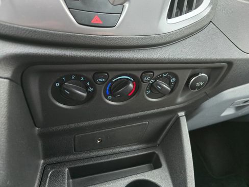 Used 2019 Ford Transit 350 XLT image 27