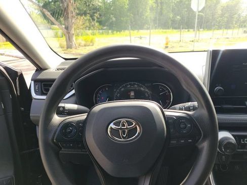 Used 2023 Toyota RAV4 XLE w/ Convenience Package FWD image 26