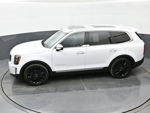Used 2021 Kia Telluride SX w/ SX Prestige Package image 39
