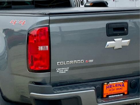 Used 2019 Chevrolet Colorado LT w/ LT Convenience Package image 17