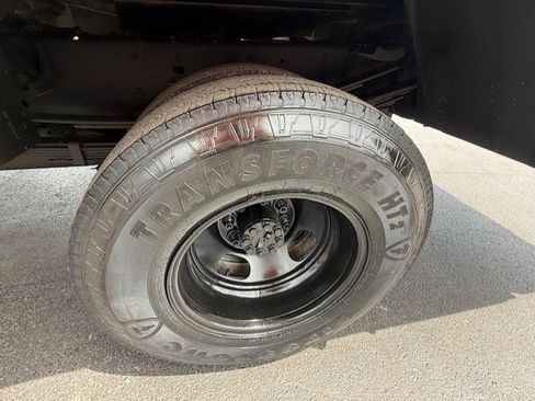 Used 2005 GMC Sierra 3500 W/T w/ Skid Plate Package image 11