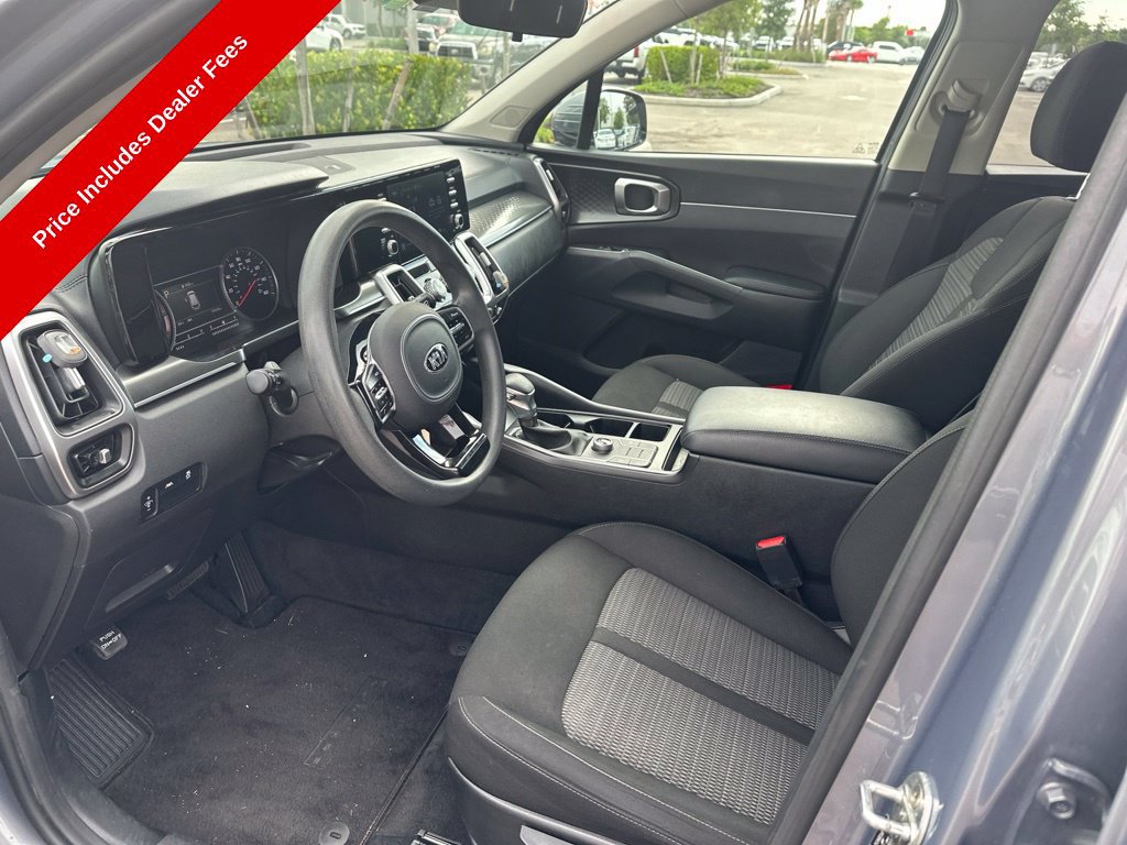 Used 2021 Kia Sorento LX FWD image 8