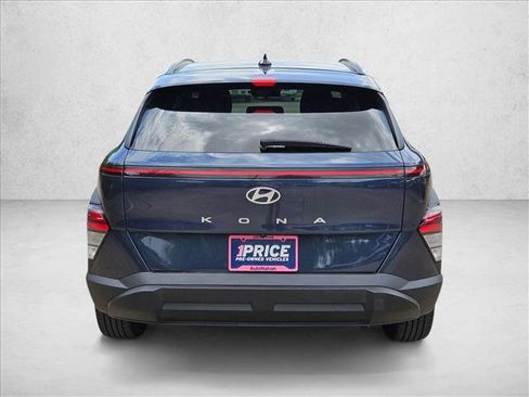Used 2025 Hyundai Kona SEL FWD image 7