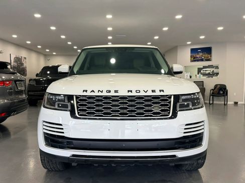 Used 2018 Land Rover Range Rover HSE image 2