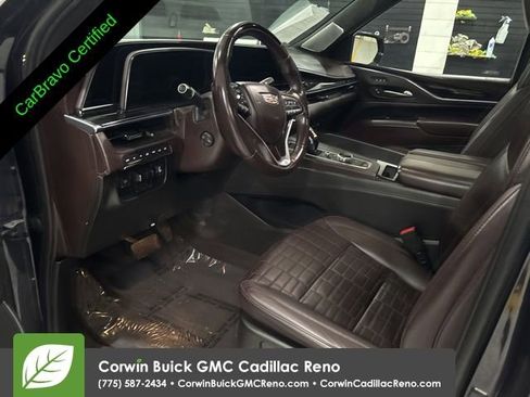 Used 2022 Cadillac Escalade ESV Premium Luxury Platinum AWD/4WD image 11