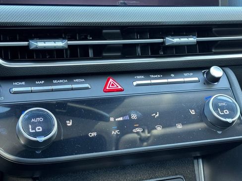 New 2026 Hyundai Sonata SEL FWD image 16