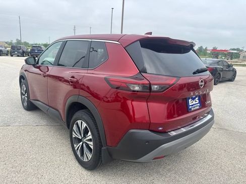 Used 2023 Nissan Rogue SV AWD/4WD image 5