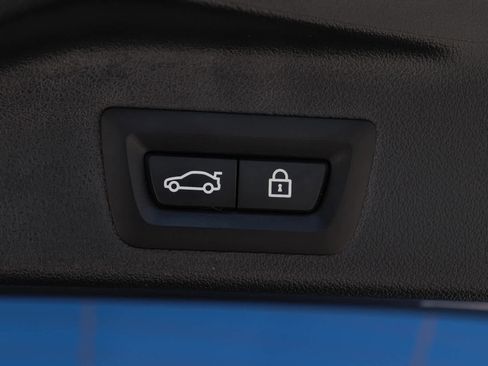 Used 2023 BMW X5 xDrive40i w/ Luxury Seating Package image 37