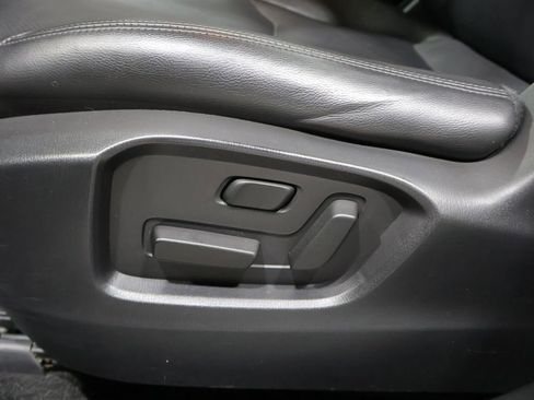 Used 2023 MAZDA CX-9 Touring image 12