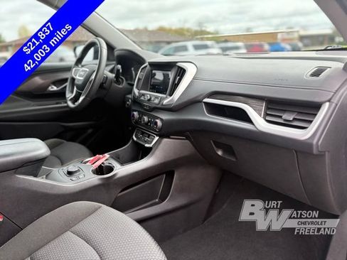 Used 2023 GMC Terrain SLE w/ Driver Convenience Package FWD image 25