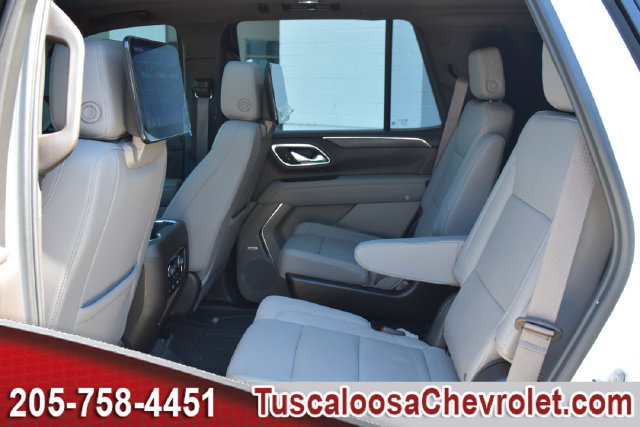 Used 2024 Chevrolet Tahoe Z71 w/ Luxury Package AWD/4WD image 27