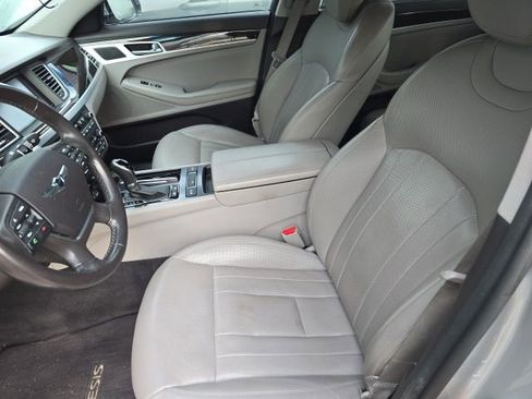 Used 2017 Genesis G80 3.8 w/ Option Group 02 image 10