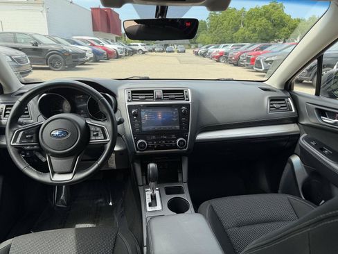 Used 2018 Subaru Outback 2.5i Premium AWD/4WD image 23