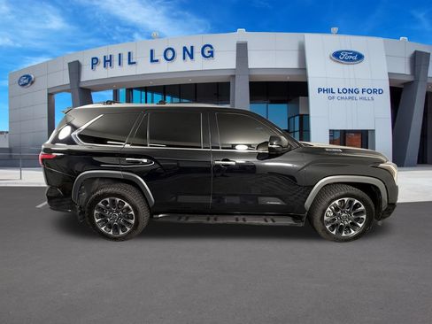 Used 2024 Toyota Sequoia Limited AWD/4WD image 6