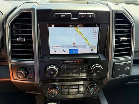 Used 2019 Ford F150 XLT w/ Equipment Group 302A Luxury AWD/4WD image 18