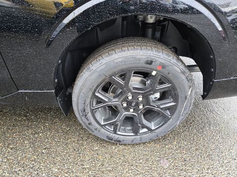 New 2026 Ford Maverick Lobo image 9