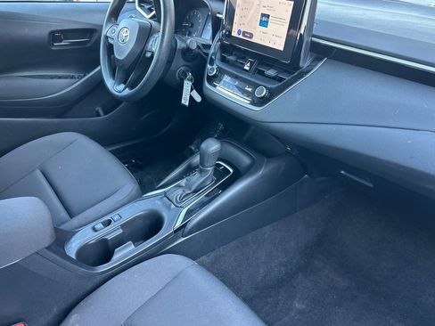 Used 2023 Toyota Corolla LE image 15