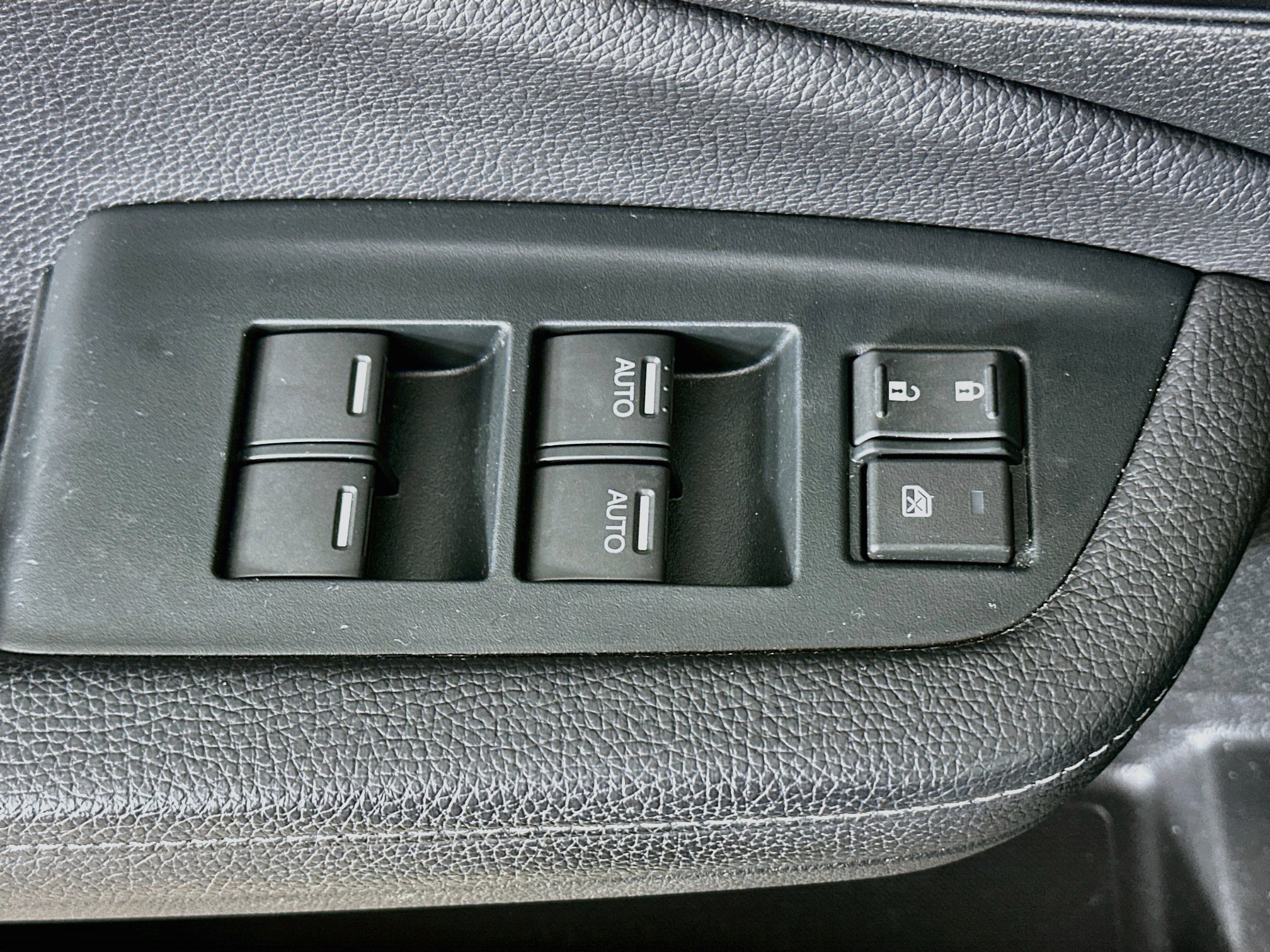 Used 2023 Honda Passport EX-L image 15