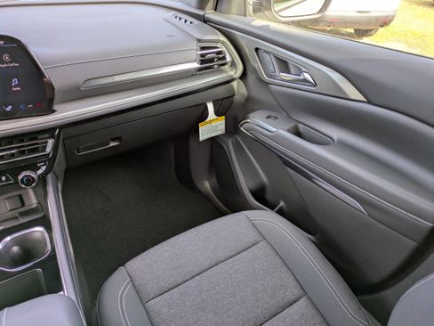 New 2026 Chevrolet Traverse LT w/ Sun and Wheel Package image 19