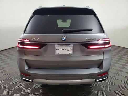 Used 2023 BMW X7 xDrive40i w/ Executive Package AWD/4WD image 5