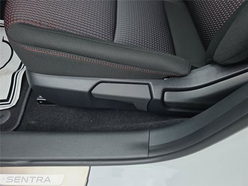 New 2026 Nissan Sentra SR w/ Floor Mat Package FWD image 12