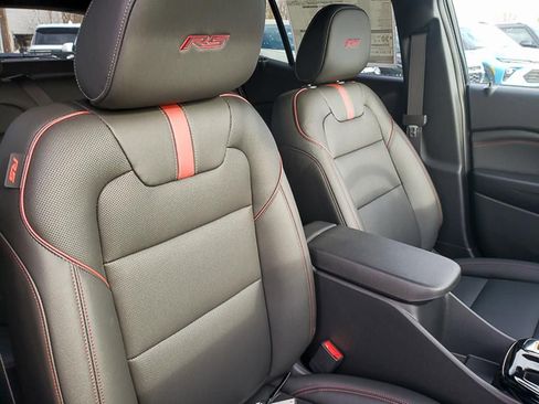 New 2026 Chevrolet Trax RS w/ Driver Confidence Package image 30