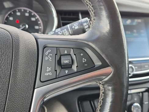 Used 2018 Buick Encore Essence FWD image 24