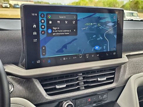 New 2026 Ford Explorer Platinum image 27