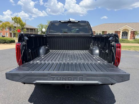 Used 2023 Toyota Tundra SR5 w/ SR5 Convenience Package AWD/4WD image 7