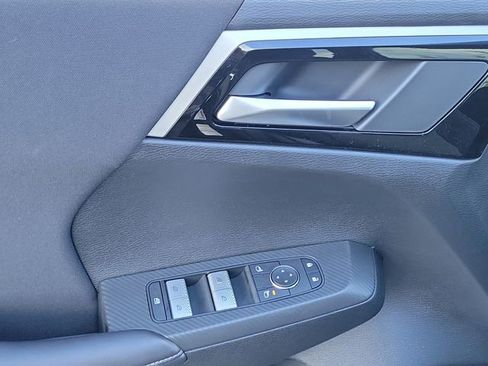 New 2026 Mitsubishi Outlander ES image 21