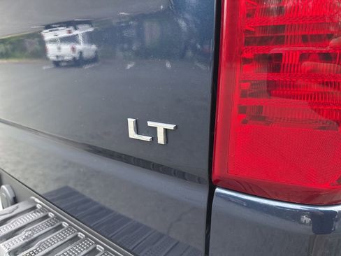 Used 2022 Chevrolet Silverado 1500 LT image 10