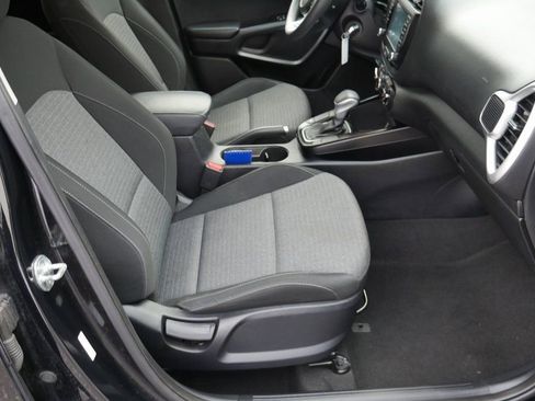 Used 2021 Kia Soul S image 19