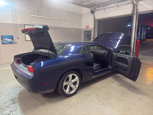 Used 2013 Dodge Challenger R/T Plus RWD image 14