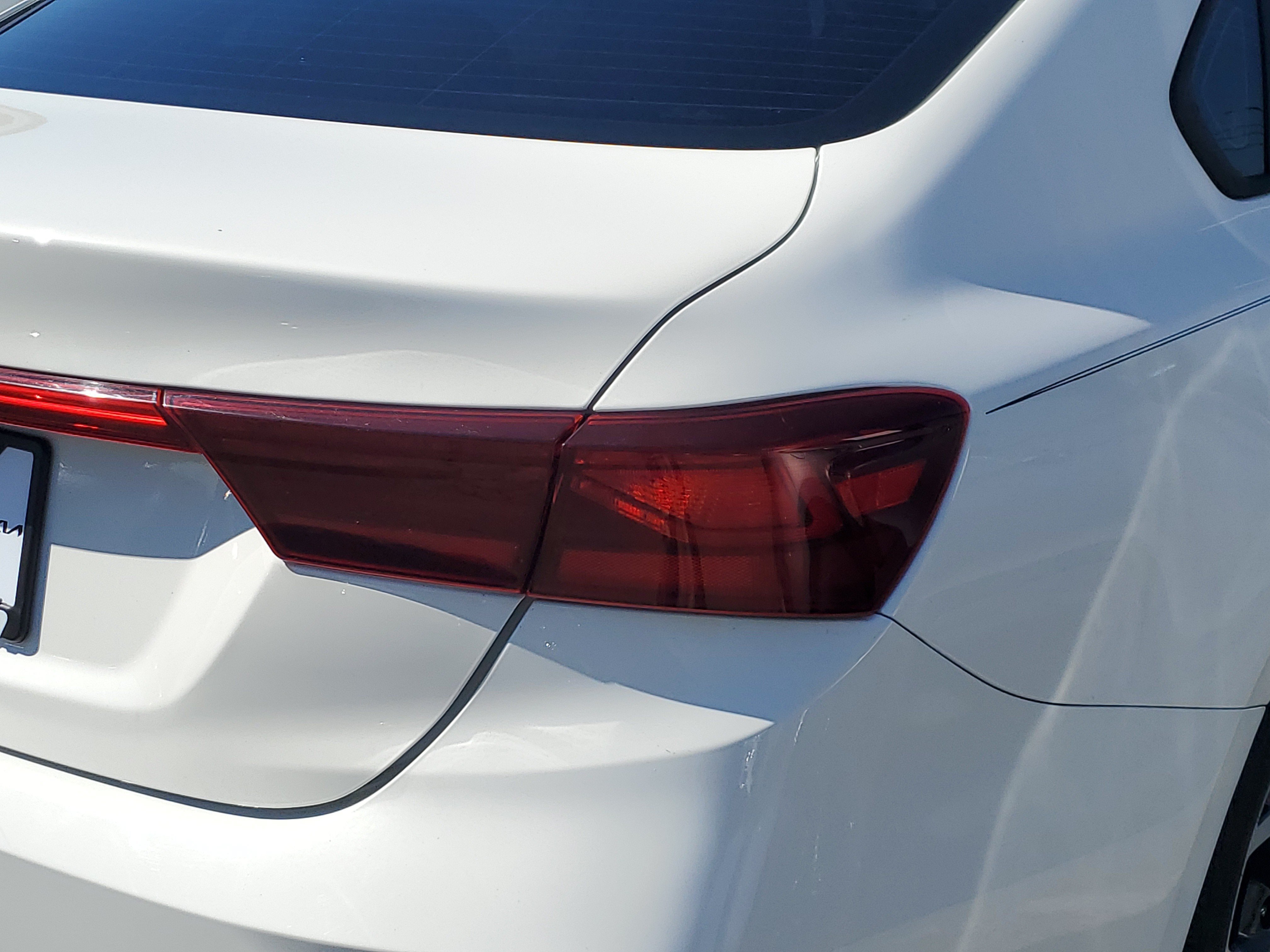 Used 2020 Kia Forte LXS FWD image 8