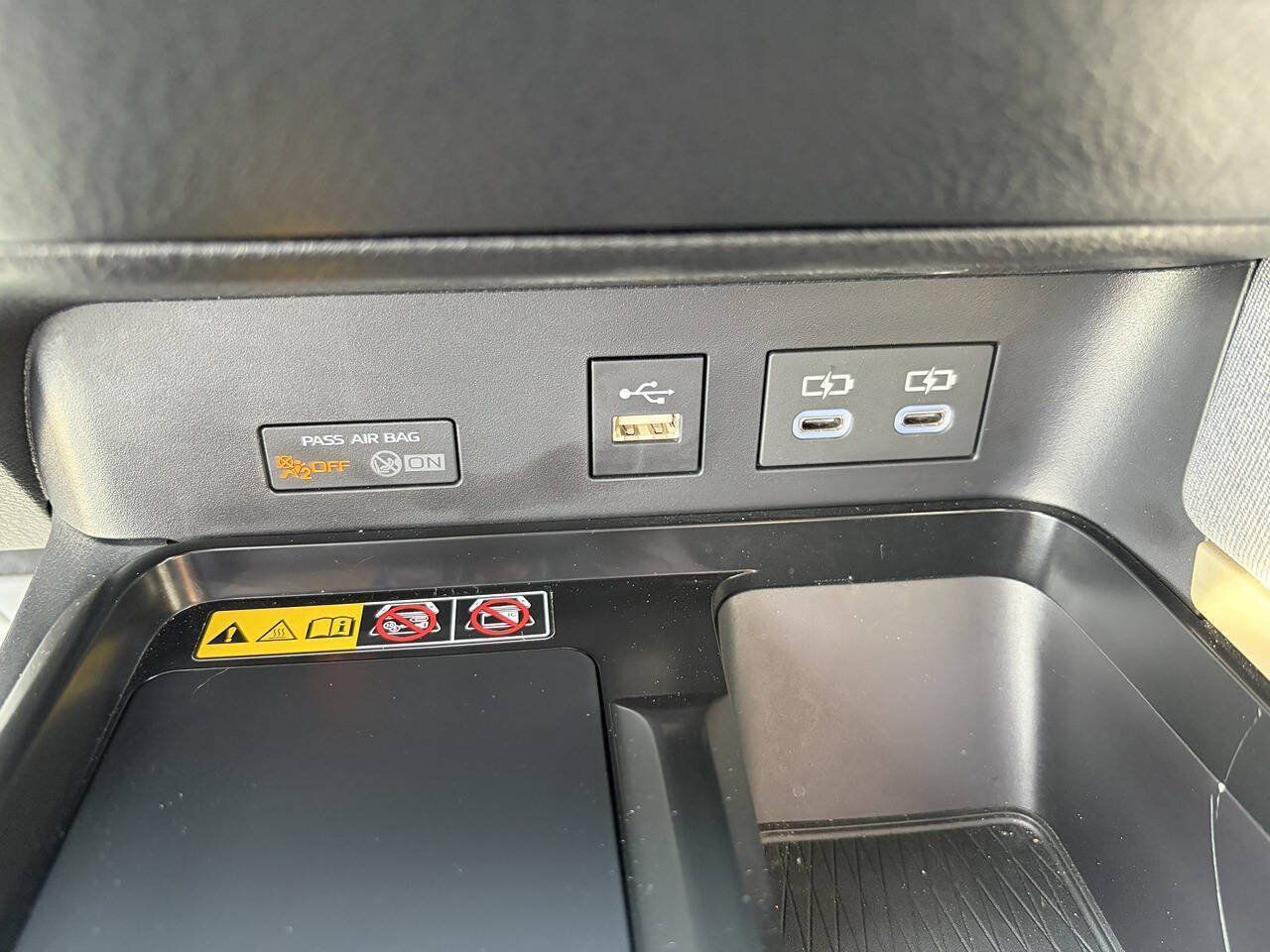 Used 2025 Toyota Camry LE w/ Convenience Package FWD image 20