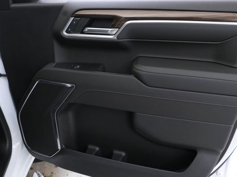 Used 2022 Chevrolet Silverado 1500 LT w/ All Star Edition Plus image 32