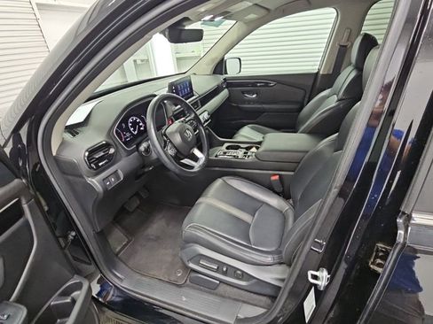 Used 2023 Honda Pilot EX-L image 11