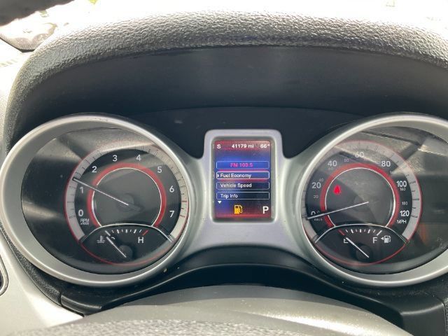 Used 2019 Dodge Journey SE w/ Premium Group AWD/4WD image 16