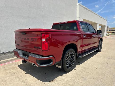 Used 2022 Chevrolet Silverado 1500 High Country w/ LPO, Dark Essentials Package RWD image 5