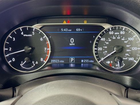 Used 2024 Nissan Altima 2.5 SV FWD image 13