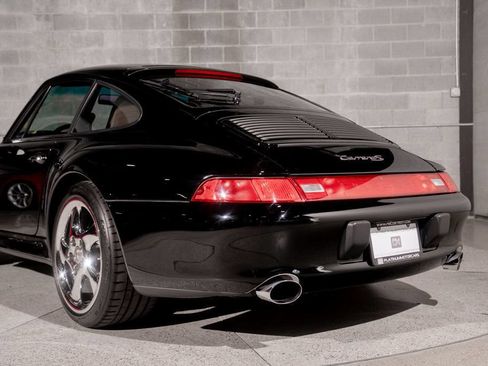 Used 1997 Porsche 911 Carrera S RWD image 40