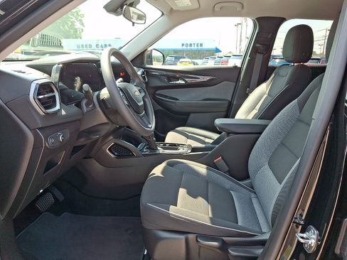 Certified 2024 Chevrolet TrailBlazer LT w/ Driver Confidence Package FWD image 13