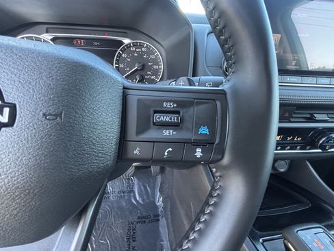 Used 2026 Nissan Rogue Dark Armor FWD image 26